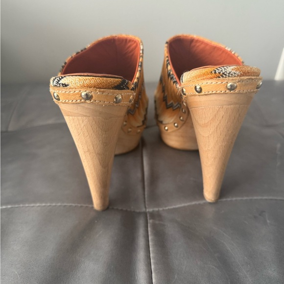Missoni Orange and Black Zigzag Mules - Picture 3 of 5